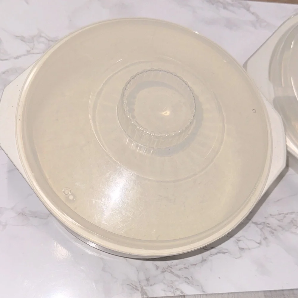 Vintage microwave plates